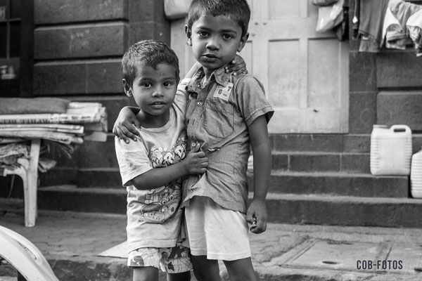 Fotografin-CorinnaBosselmann-Indische Kinder in Mumbai